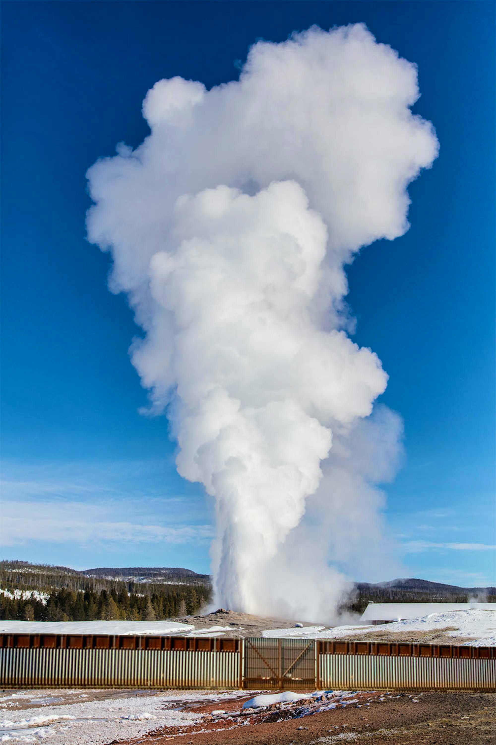 Yellowstone border wall