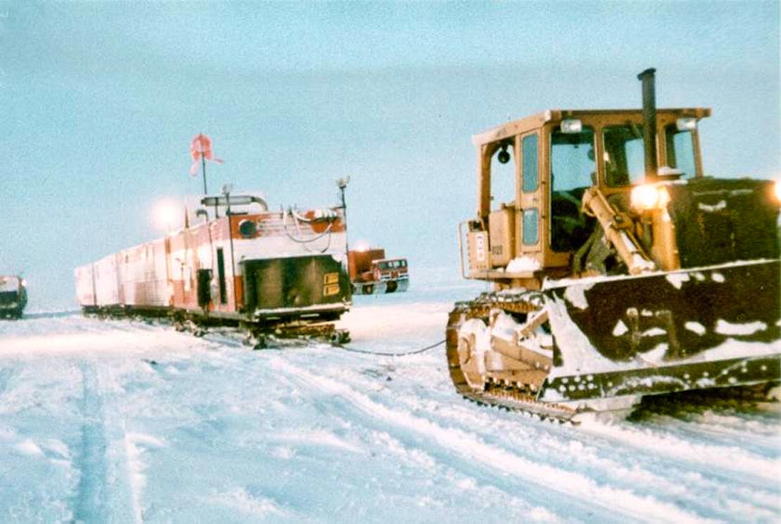 Thumper trucks on snwo