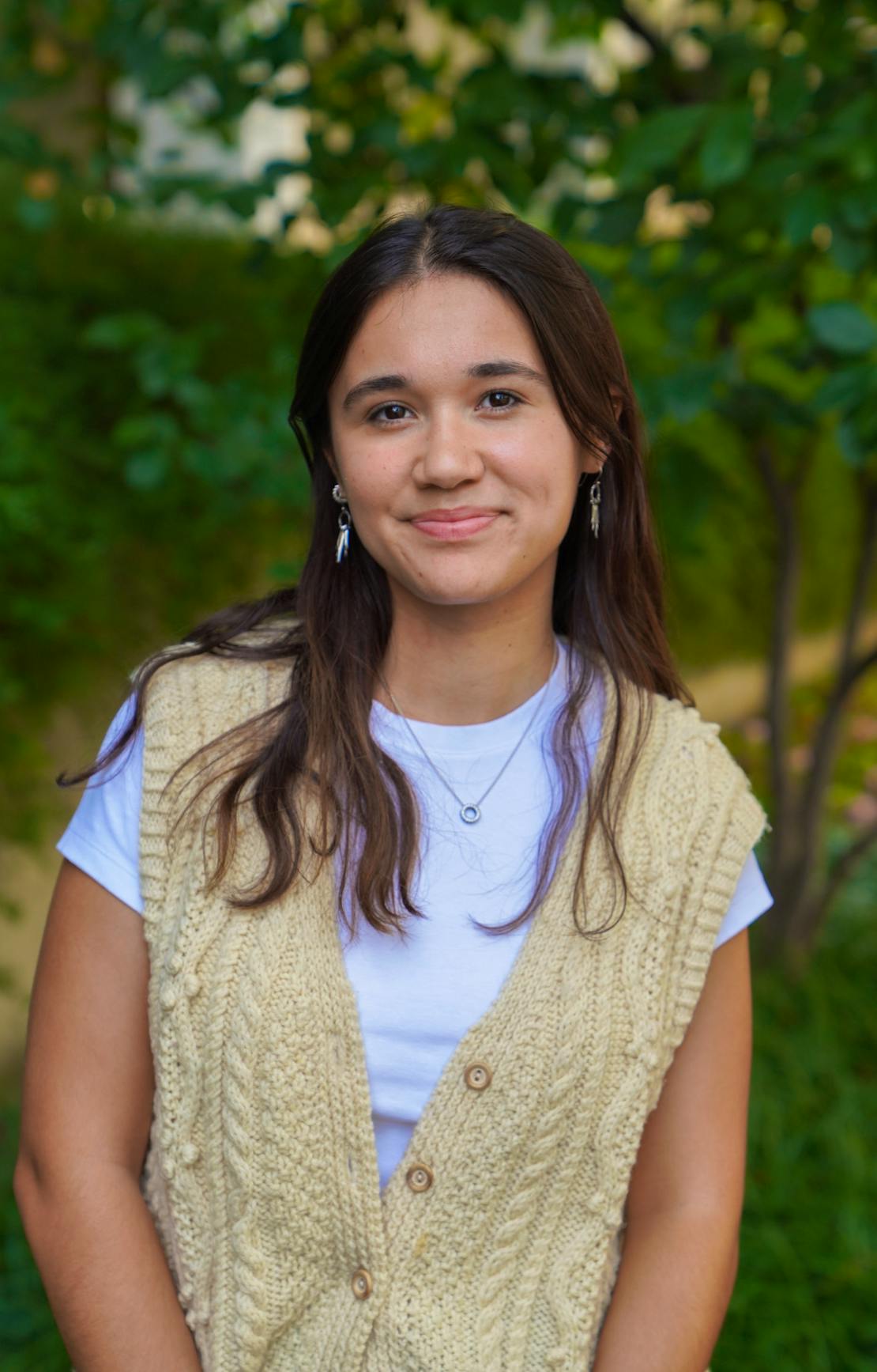 Ava Benton Headshot